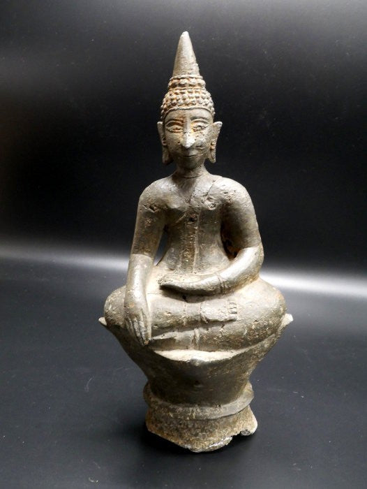 Statue bouddha Laos : bouddha en bhumisparça mudra XXème