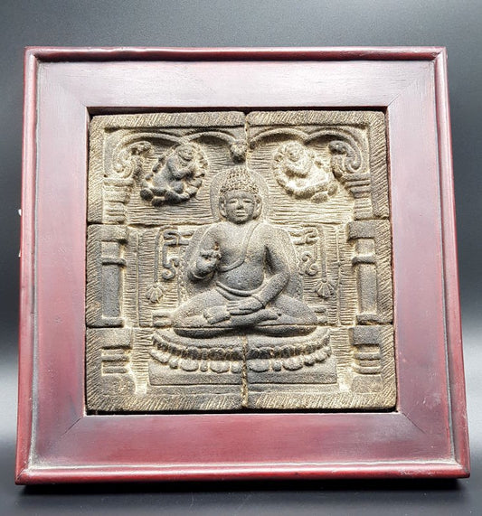 Représentation de bouddha en Vitarka mudra de Borobudur