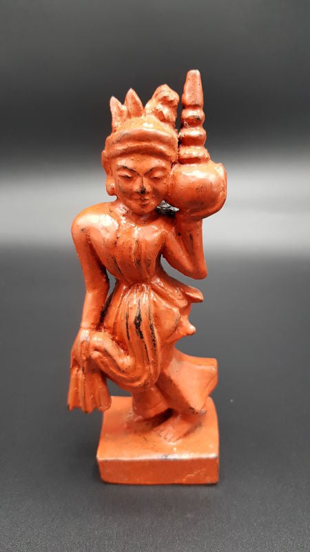 Statue birmane : porteuse d'offrandes