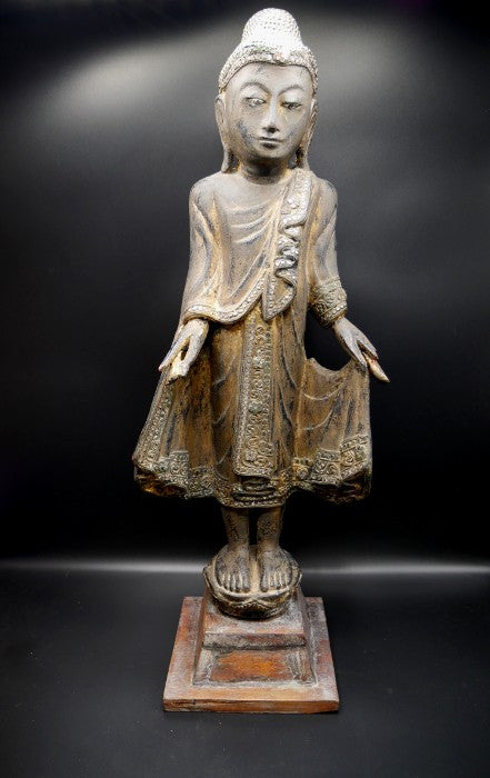 Statue grand bouddha birman varada mudra milieu XXème