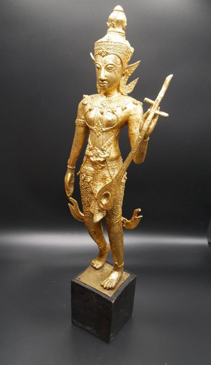 Statue thailandaise : grand musicien royal milieu XXème